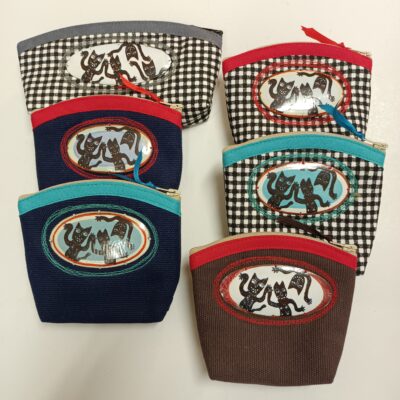 kapsička se smaltovaným obrázkem ... a neptejte se na co